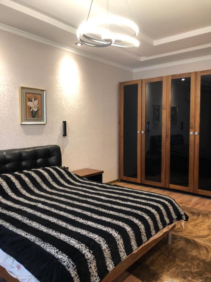 Stylish Apartments In The Heart Of The City! Ташкент Экстерьер фото