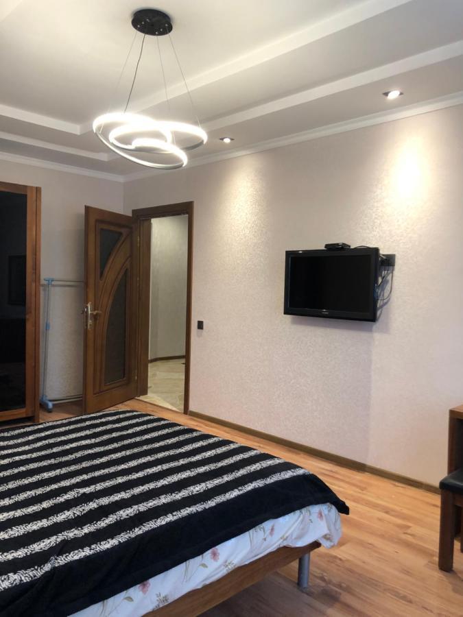 Stylish Apartments In The Heart Of The City! Ташкент Экстерьер фото